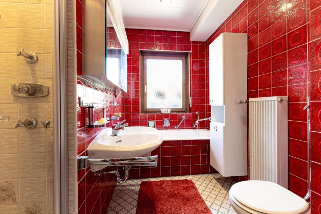 Badezimmer EG