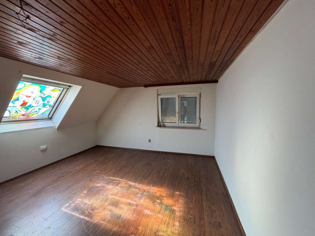 Dachzimmer